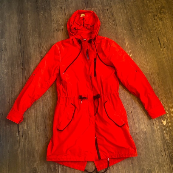 Mackage raincoat with hood - Picture 1 of 15